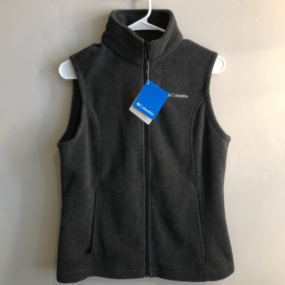 NWT Women’s Columbia Fleece Vest